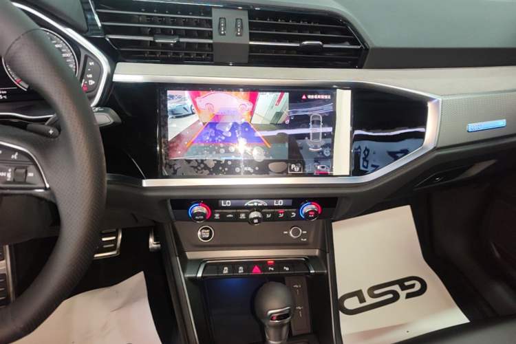Used Audi Q3 2024 35 TFSI Fashion Dynamic Edition Audio And AC Panel