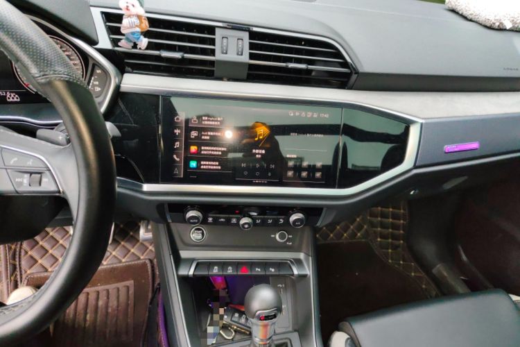Used Audi Q3 2024 35 TFSI Fashion Dynamic Edition Audio And AC Panel