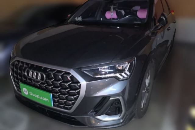 Used Audi Q3 2024 40 TFSI Fashion Dynamic Model