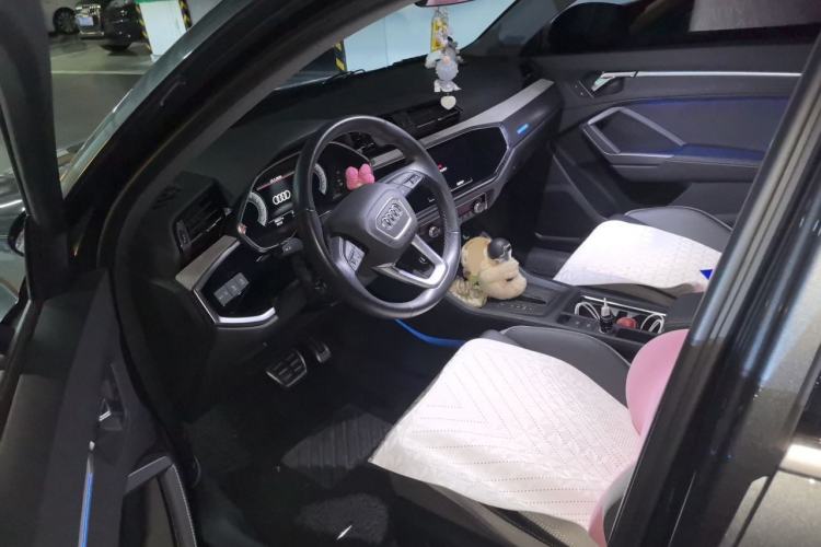 Used Audi Q3 2024 40 TFSI Fashion Dynamic Model Driver Seat
