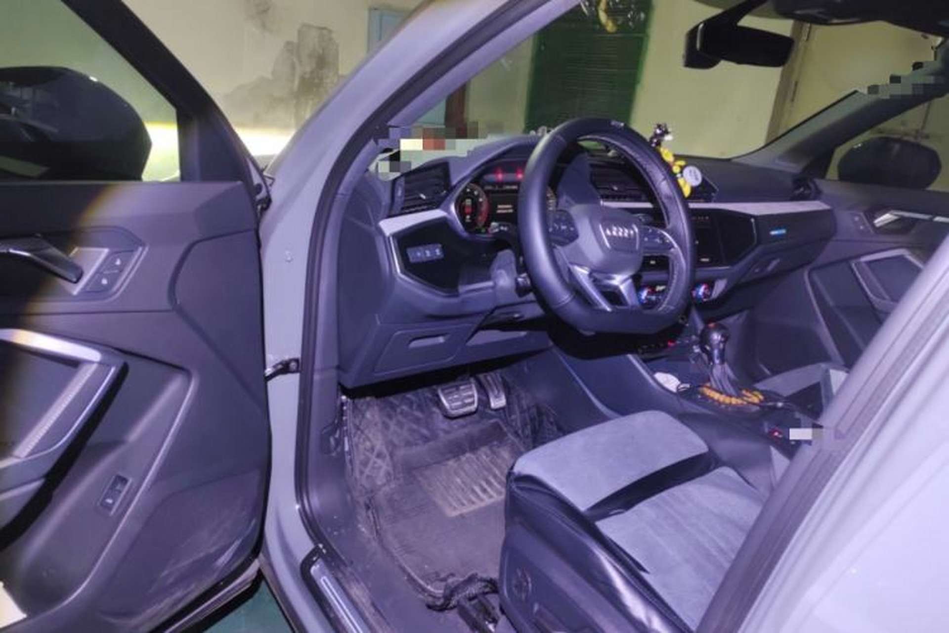 Used Audi Q3 2024 40 TFSI Fashion Dynamic Edition Launch Special Edition Driver Seat