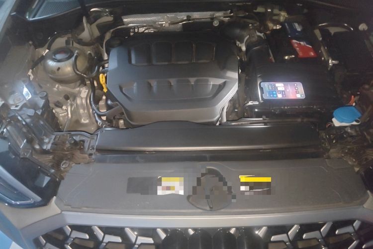 Used Audi Q3 2024 40 TFSI Fashion Dynamic Model Engine Bay