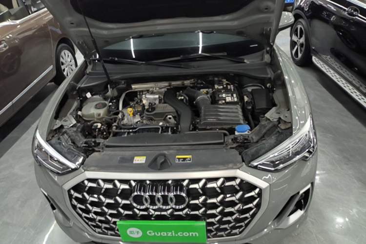 Used Audi Q3 2024 35 TFSI Fashion Dynamic Edition Engine Bay