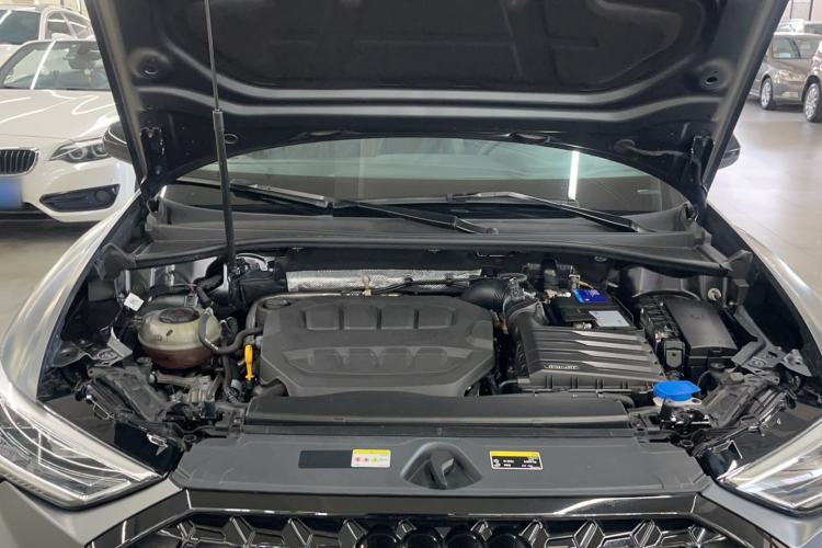 Used Audi Q3 2024 40 TFSI RS Package Performance Model Engine Bay