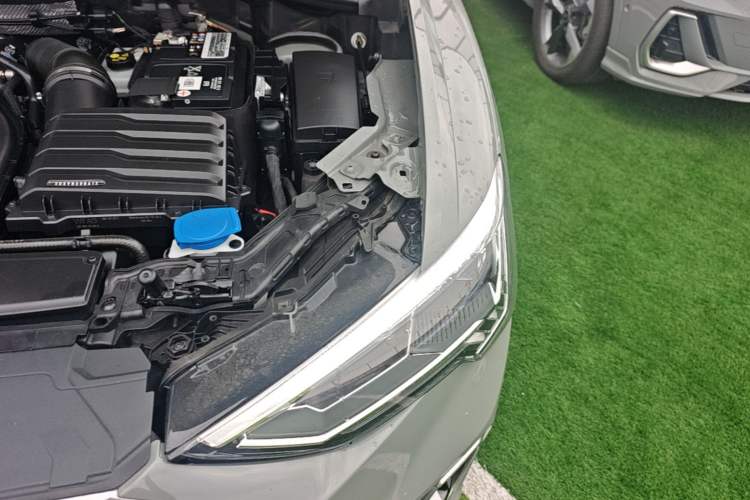 Used Audi Q3 2024 35 TFSI Fashion Dynamic Edition Engine Bay Left