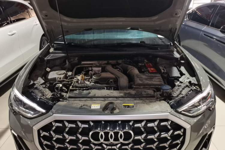 Used Audi Q3 2024 35 TFSI Fashion Dynamic Edition Engine Bay