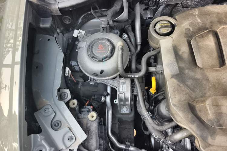 Used Audi Q3 2024 45 TFSI quattro Fashion Dynamic Edition Launch Special Edition Engine Bay Right