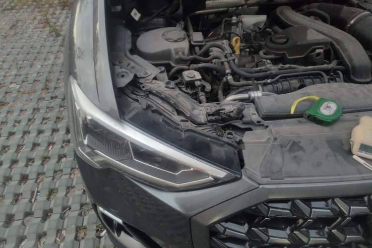Used Audi Q3 2024 35 TFSI Fashion Dynamic Edition Engine Bay Right