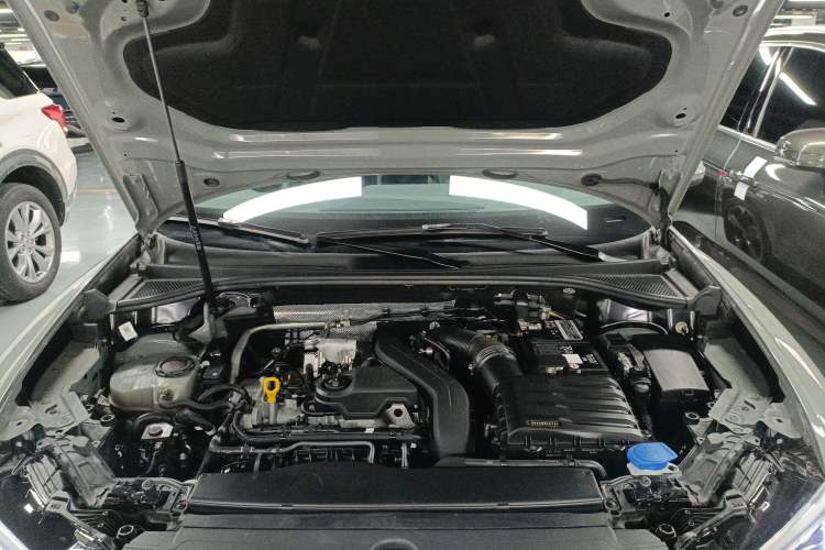 Used Audi Q3 2024 35 TFSI Fashion Dynamic Edition Engine Bay
