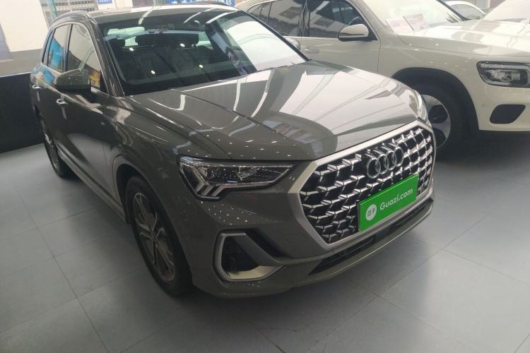 Used Audi Q3 2024 40 TFSI Fashion Dynamic Model Exterior 1