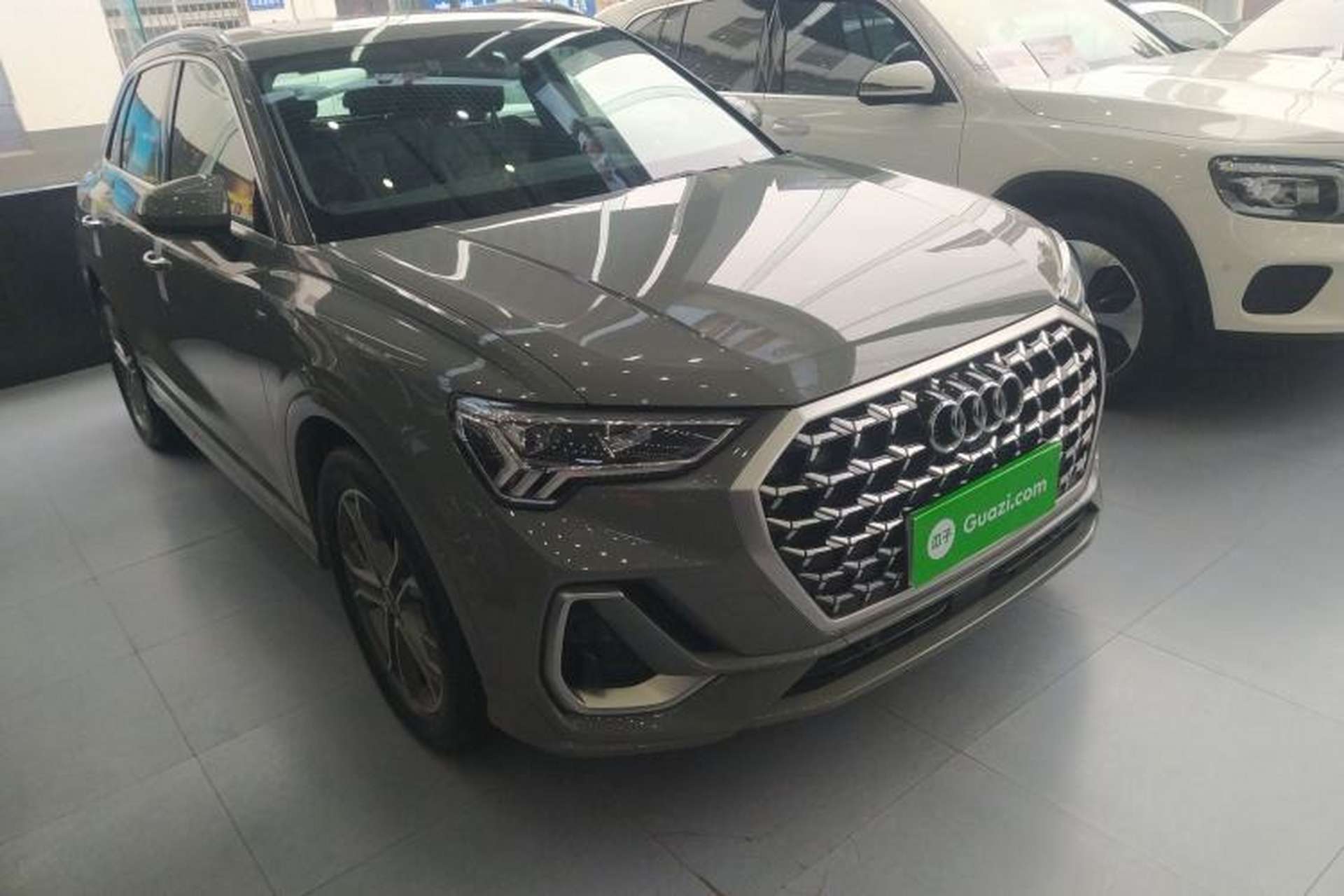Used Audi Q3 2024 40 TFSI Fashion Dynamic Model Exterior 1