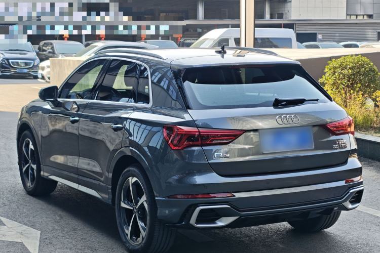 Used Audi Q3 2024 35 TFSI Fashion Dynamic Edition Exterior 12