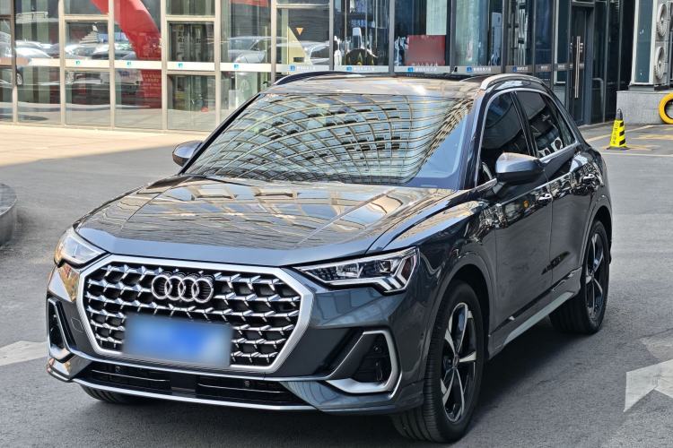 Used Audi Q3 2024 35 TFSI Fashion Dynamic Edition Exterior 3