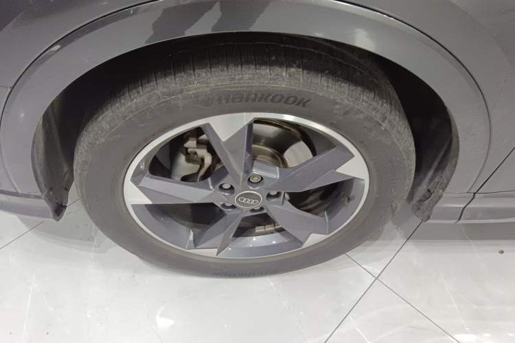 Used Audi Q3 2024 35 TFSI Fashion Dynamic Edition Exterior 4