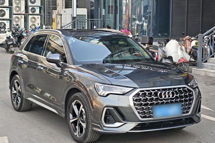 Used Audi Q3 2024 35 TFSI Fashion Dynamic Edition Exterior 5