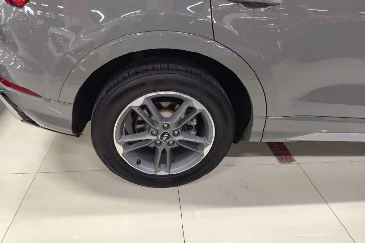 Used Audi Q3 2024 35 TFSI Ambition Dynamic Edition Exterior 5