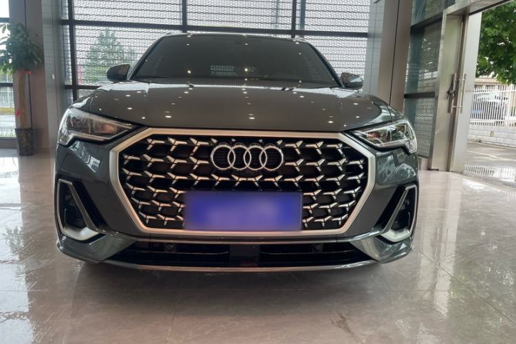 Used Audi Q3 2024 35 TFSI Fashion Dynamic Edition Exterior 5
