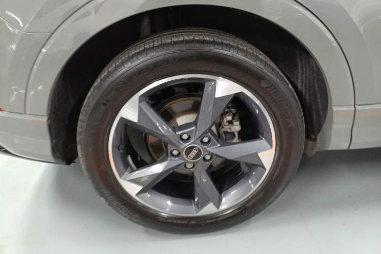 Used Audi Q3 2024 35 TFSI Fashion Dynamic Edition Exterior 8