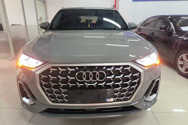 Used Audi Q3 2024 40 TFSI Fashion Dynamic Model Front