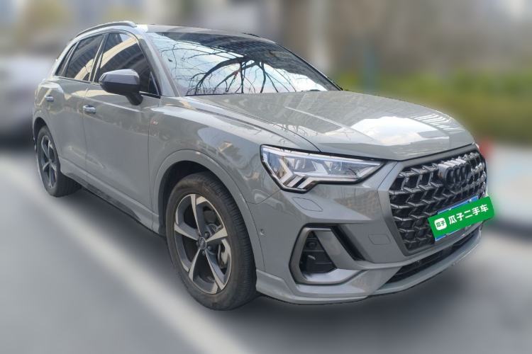 Used Audi Q3 2024 40 TFSI Fashion Dynamic Edition Launch Special Edition Front Right 45 Deg