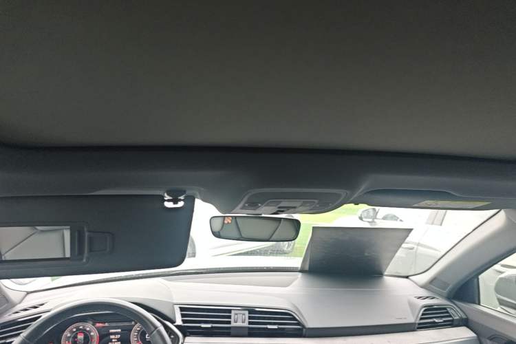 Used Audi Q3 2024 35 TFSI Fashion Dynamic Edition Headliner