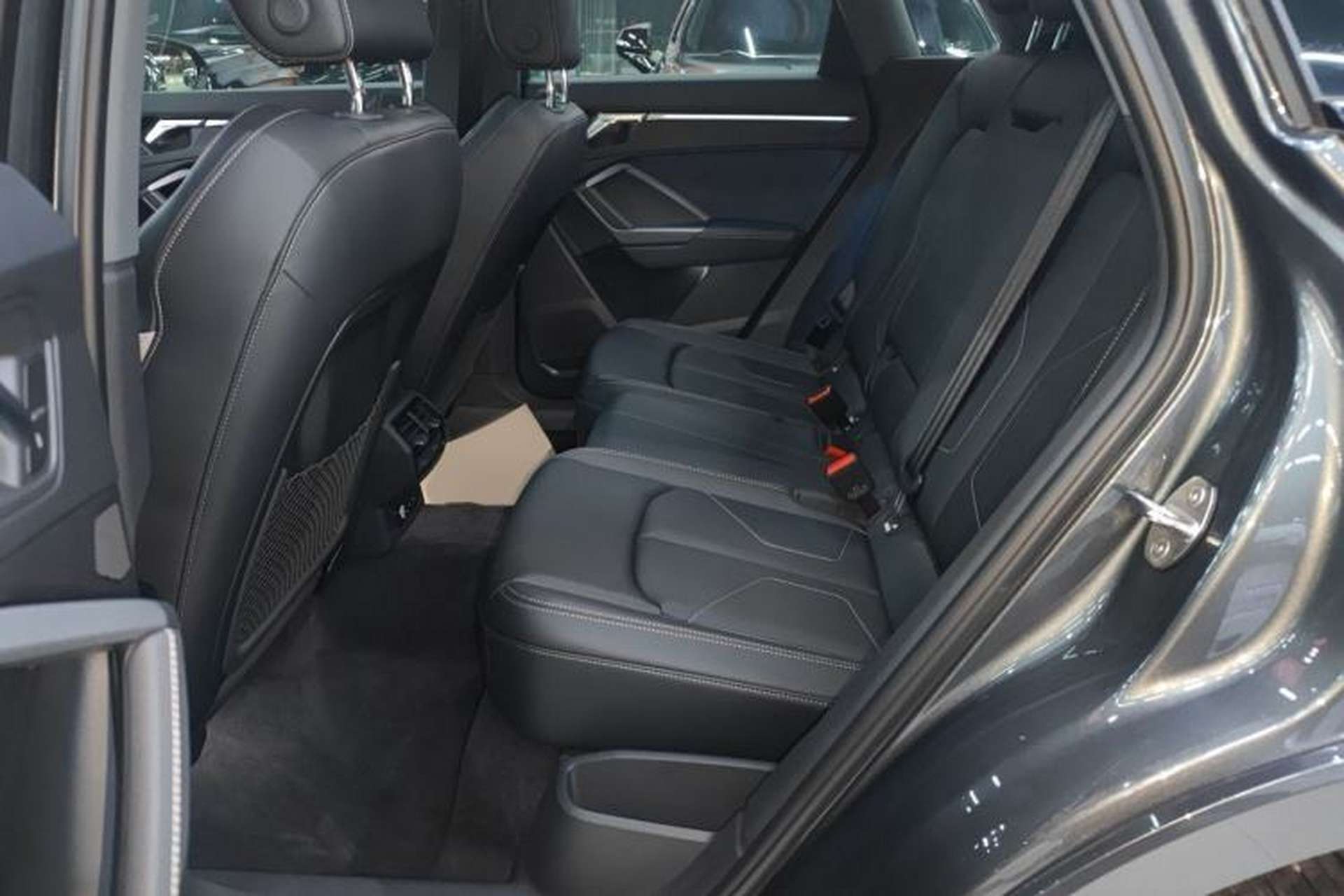 Used Audi Q3 2024 40 TFSI Fashion Dynamic Model Interior 4