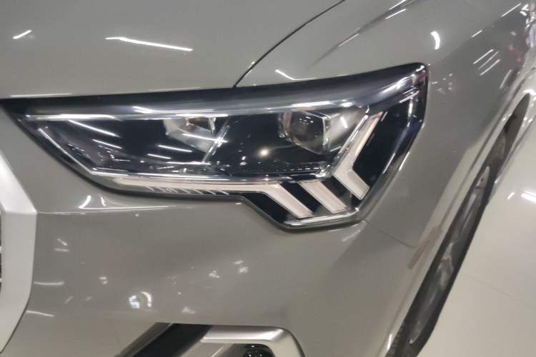 Used Audi Q3 2024 35 TFSI Ambition Dynamic Edition Left Front Headlight