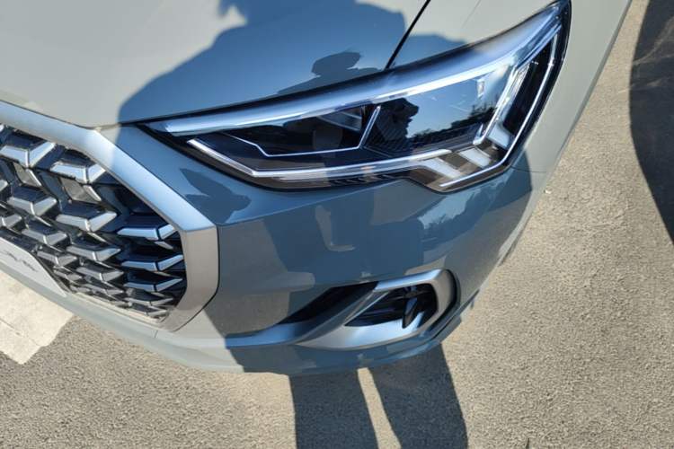 Used Audi Q3 2024 35 TFSI Fashion Dynamic Edition Left Front Headlight
