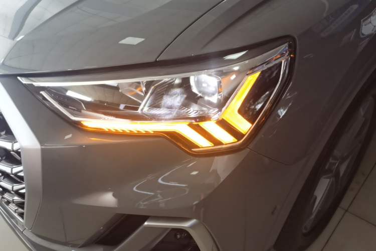 Used Audi Q3 2024 40 TFSI Fashion Dynamic Model Left Front Headlight