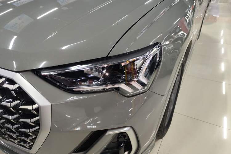 Used Audi Q3 2024 35 TFSI Ambition Dynamic Edition Left Front Headlight