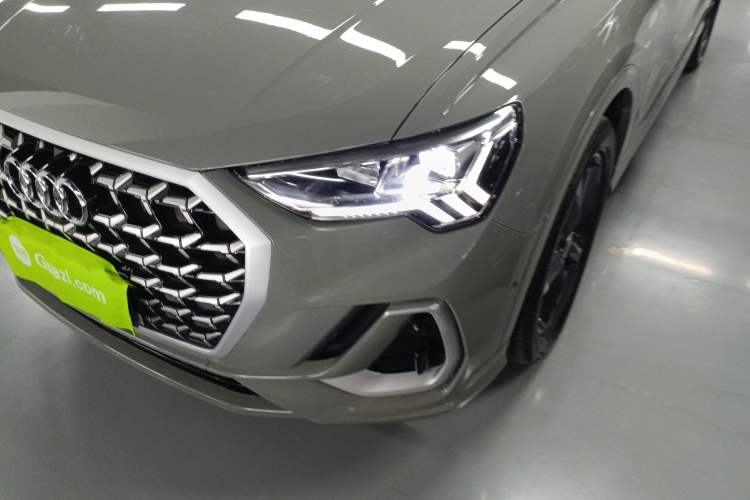 Used Audi Q3 2024 35 TFSI Fashion Dynamic Edition Left Front Headlight
