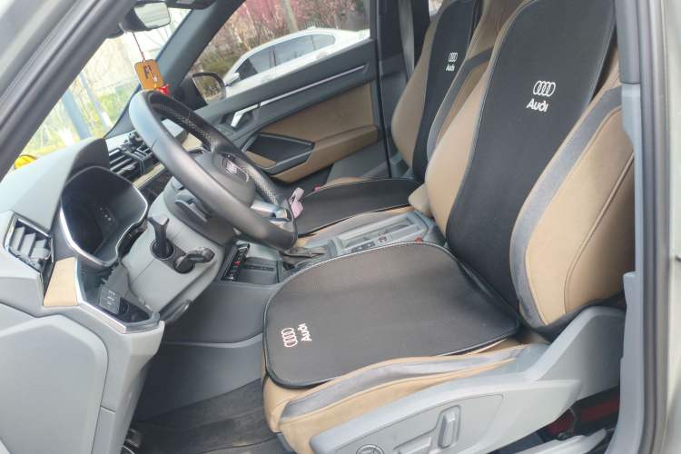 Used Audi Q3 2024 40 TFSI Fashion Dynamic Edition Launch Special Edition Left Front Seat
