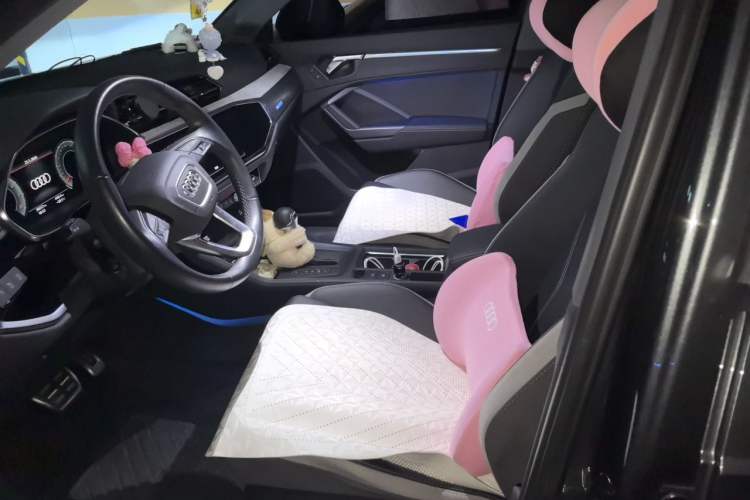 Used Audi Q3 2024 40 TFSI Fashion Dynamic Model Left Front Seat