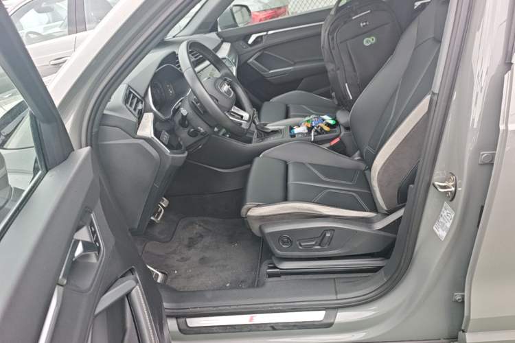 Used Audi Q3 2024 35 TFSI Fashion Dynamic Edition Left Front Seat