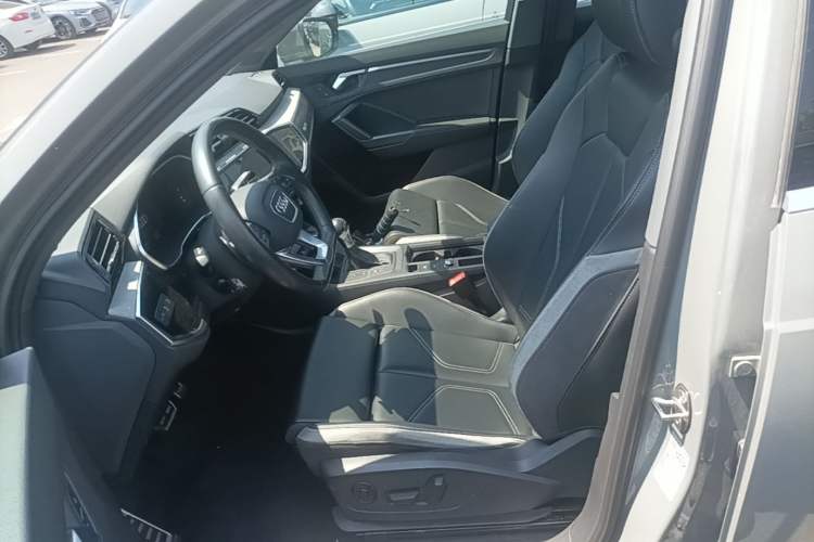 Used Audi Q3 2024 35 TFSI Fashion Dynamic Edition Left Front Seat