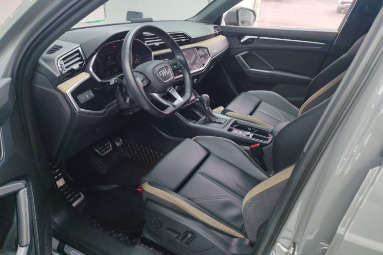 Used Audi Q3 2024 35 TFSI Stylish and Elegant Edition Left Front Seat
