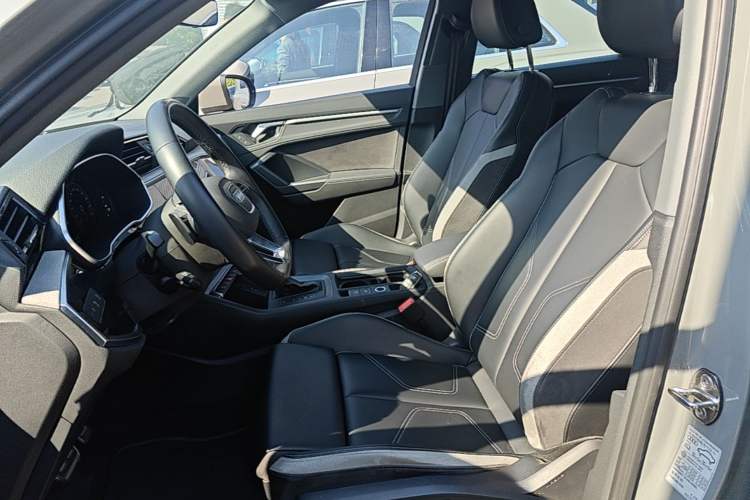 Used Audi Q3 2024 35 TFSI Fashion Dynamic Edition Left Front Seat
