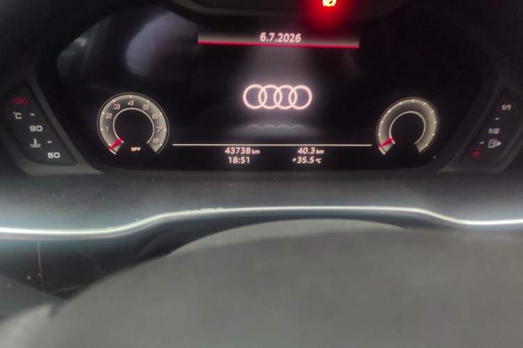 Used Audi Q3 2024 35 TFSI Fashion Dynamic Edition Odometer Close Up