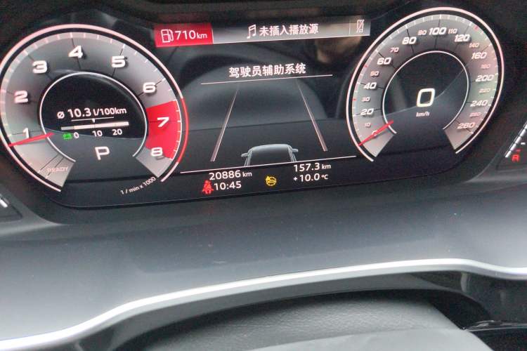 Used Audi Q3 2024 35 TFSI Fashion Dynamic Edition Odometer Close Up