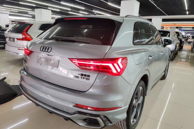 Used Audi Q3 2024 35 TFSI Fashion Dynamic Edition Rear Right 45 Deg