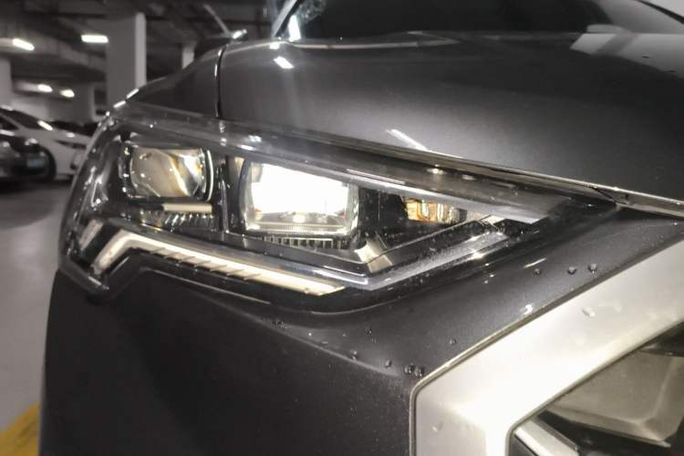 Used Audi Q3 2024 35 TFSI Fashion Dynamic Edition Right Front Headlight