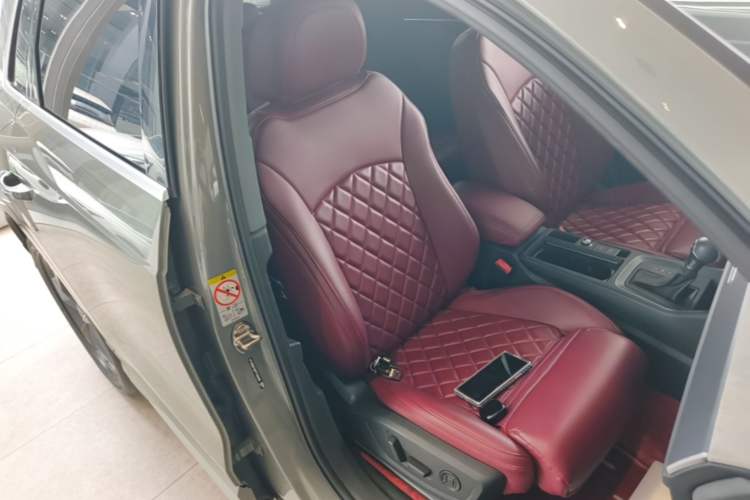 Used Audi Q3 2024 35 TFSI Fashion Dynamic Edition Right Front Seat