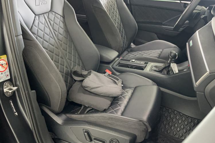 Used Audi Q3 2024 40 TFSI RS Package Performance Model Right Front Seat