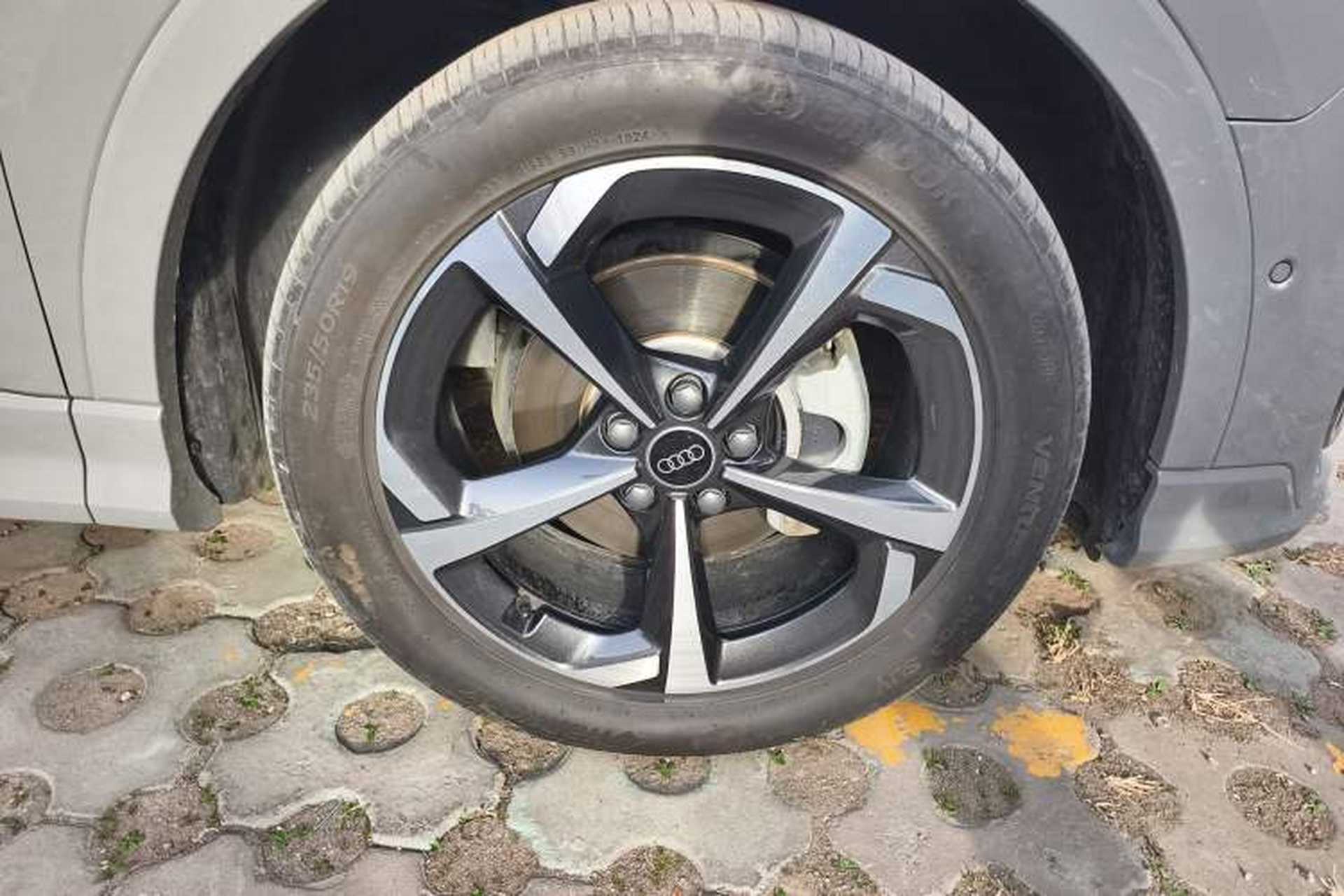 Used Audi Q3 2024 45 TFSI quattro Fashion Dynamic Edition Launch Special Edition Right Front Wheel Hub