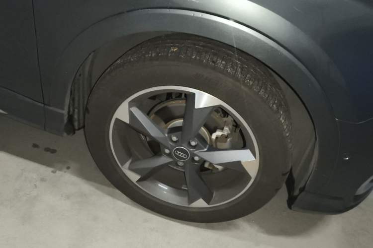 Used Audi Q3 2024 35 TFSI Fashion Dynamic Edition Right Front Wheel Hub