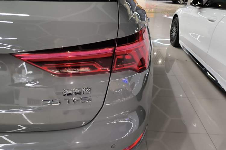 Used Audi Q3 2024 35 TFSI Fashion Dynamic Edition Right Rear Taillight