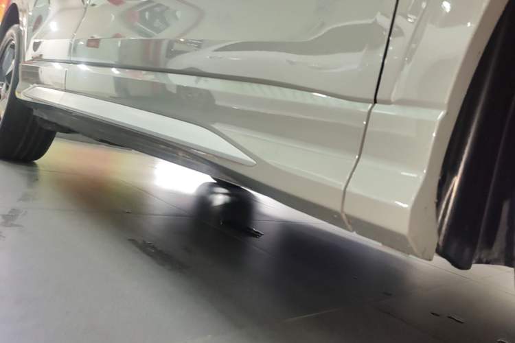 Used Audi Q3 2024 35 TFSI Fashion Dynamic Edition Right Side Sill