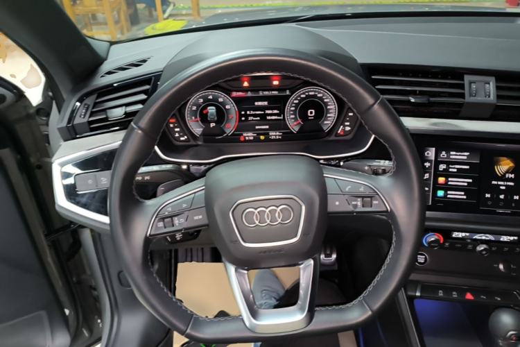 Used Audi Q3 2024 35 TFSI Fashion Dynamic Edition Steering Wheel