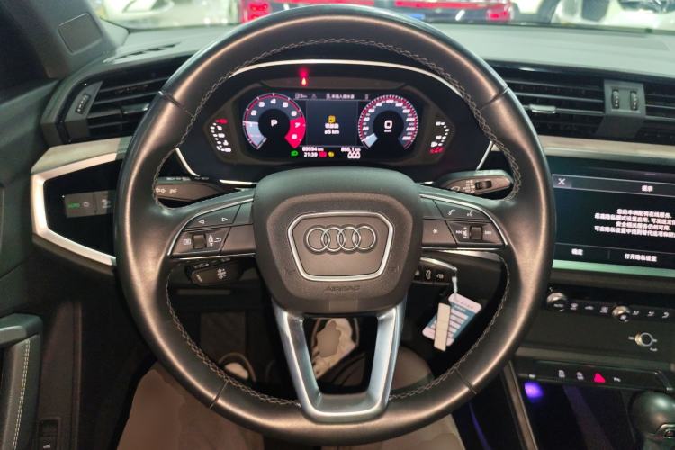 Used Audi Q3 2024 35 TFSI Ambition Dynamic Edition Steering Wheel