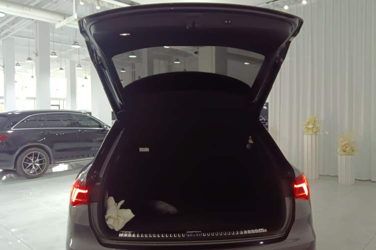 Used Audi Q3 2024 35 TFSI Fashion Dynamic Edition Trunk